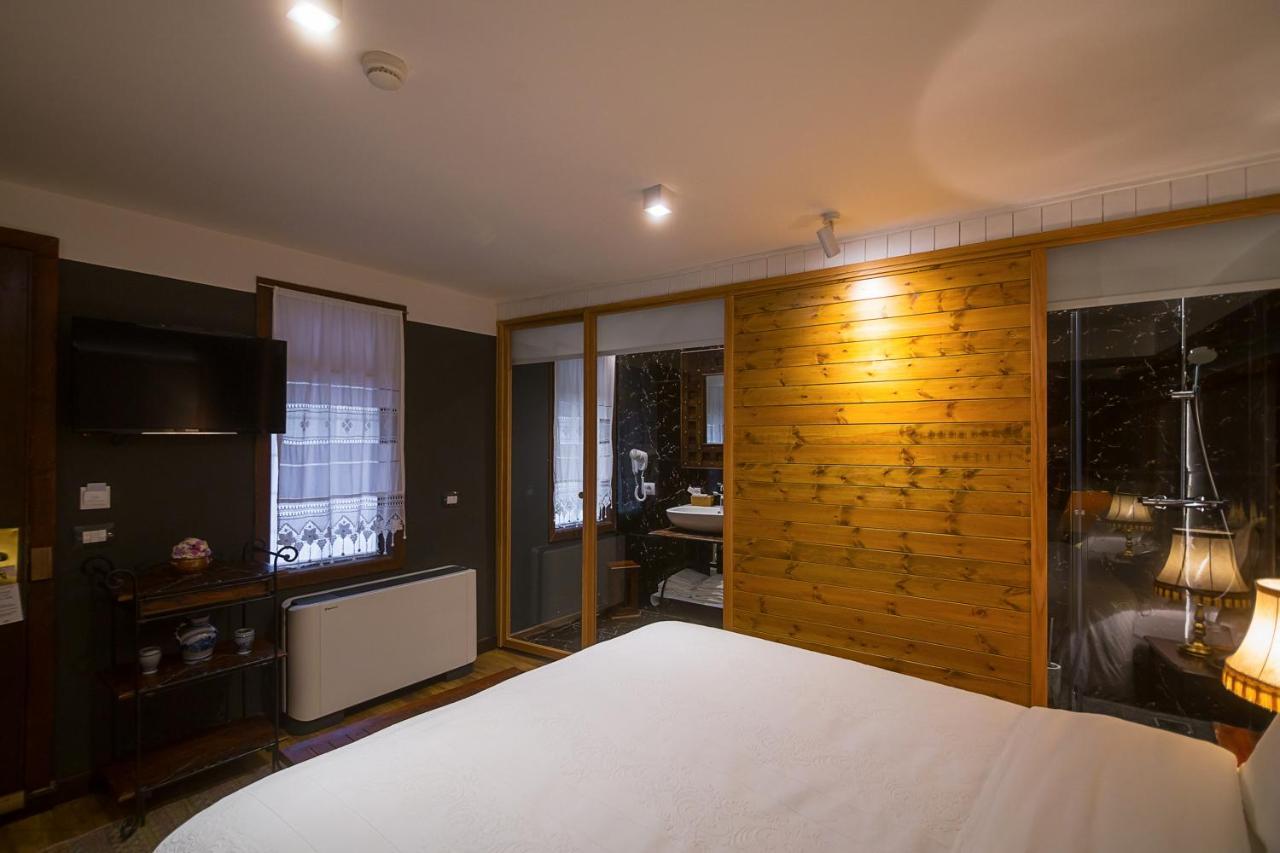 Hani I Pazarit Boutique Hotel Корча Екстер'єр фото